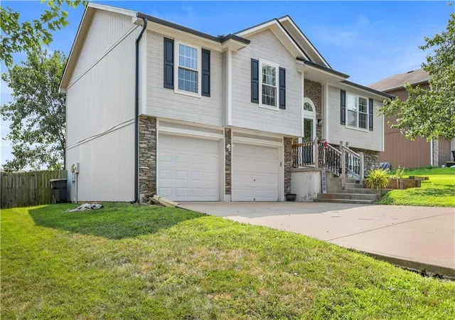 28th image of 1508 Nw Nicholas Dr, Grain Valley, MO 64029 | MLS# 2634959