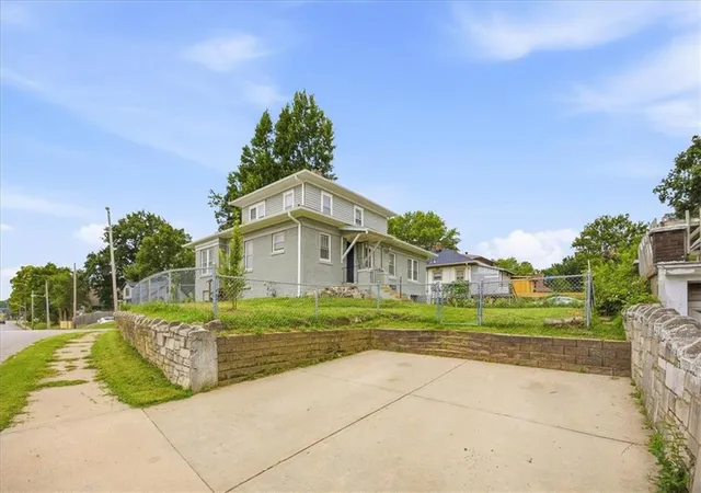 27th image of 1800 Freeman Ave, Kansas City, KS 66102 | MLS# 2634977