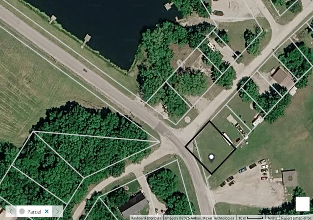1st image of 46 Camp Fire Dr, La Cygne, KS 66040 | MLS# 2634989
