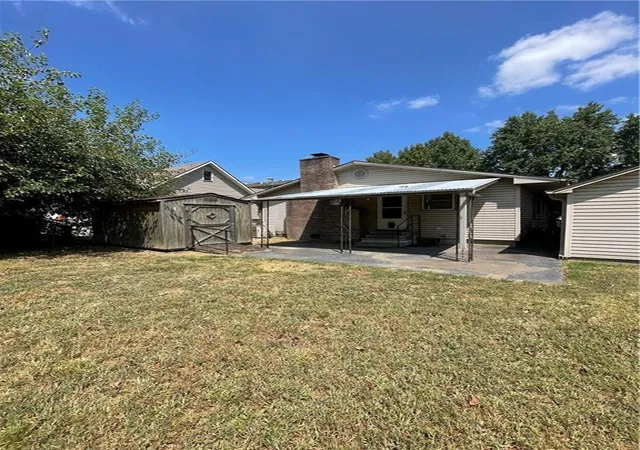 23rd image of 1311 W 1st St, Coffeyville, KS 67337 | MLS# 2635011