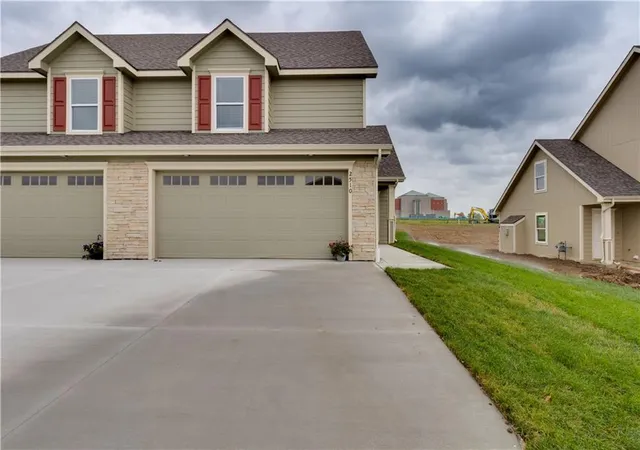 1st image of 2510 Marcia Ln, Lawrence, KS 66046 | MLS# 2635035
