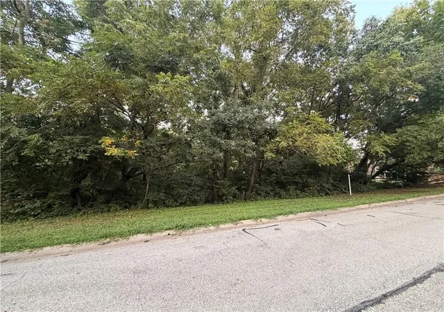 4th image of Park St, Shawnee, KS 66216 | MLS# 2635044