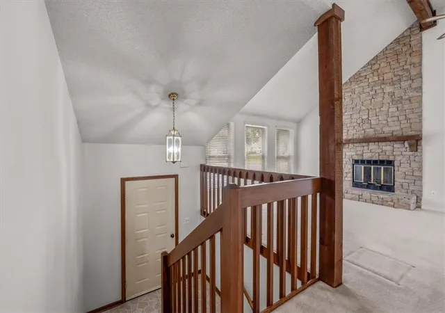 image of 10300 Haskins St, Lenexa, KS 66215 | MLS# 2635047