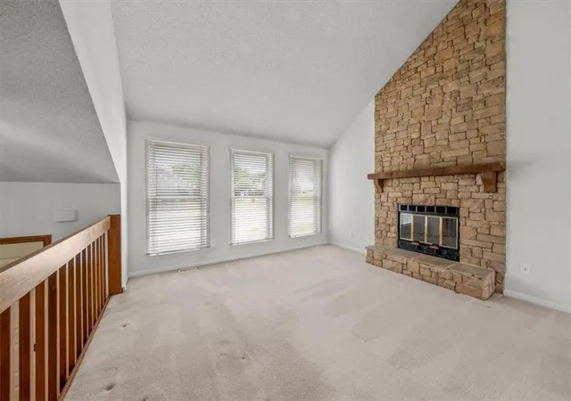 image of 10300 Haskins St, Lenexa, KS 66215 | MLS# 2635047