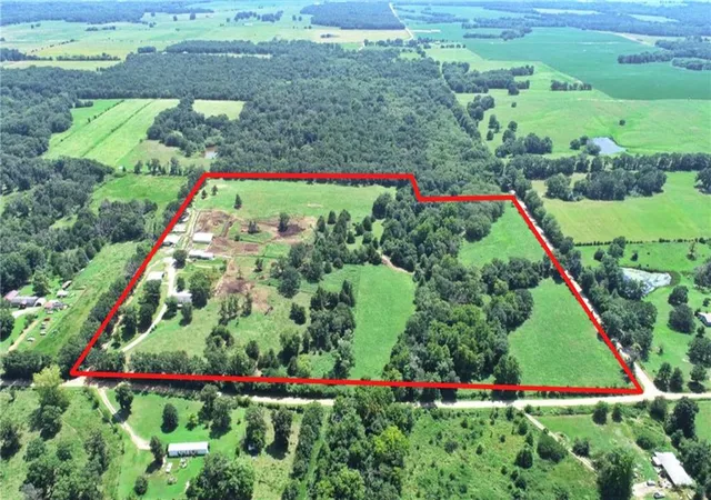 1st image of 1500 E 1800 Rd, Jerico Springs, MO 64756 | MLS# 2635053