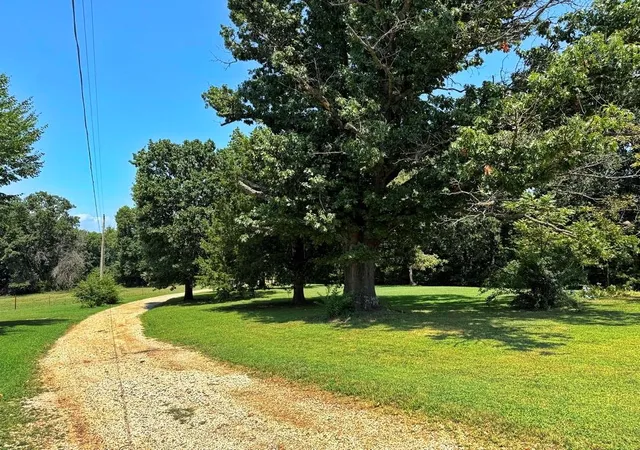 3rd image of 1500 E 1800 Rd, Jerico Springs, MO 64756 | MLS# 2635053