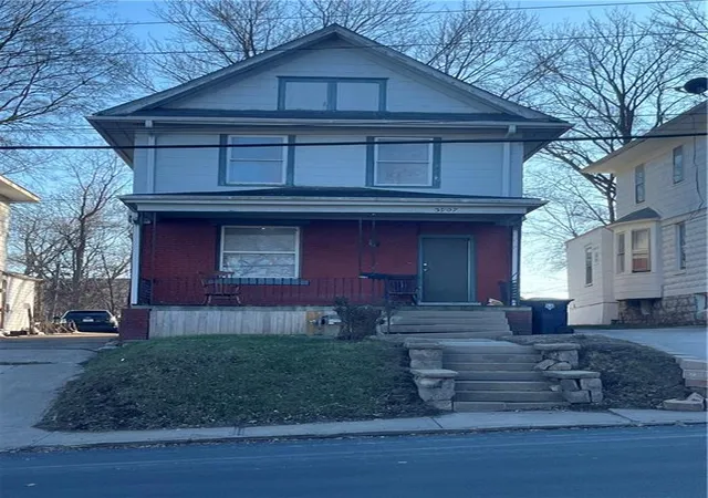 1st image of 3907 E 9th St, Kansas City, MO 64127 | MLS# 2635054