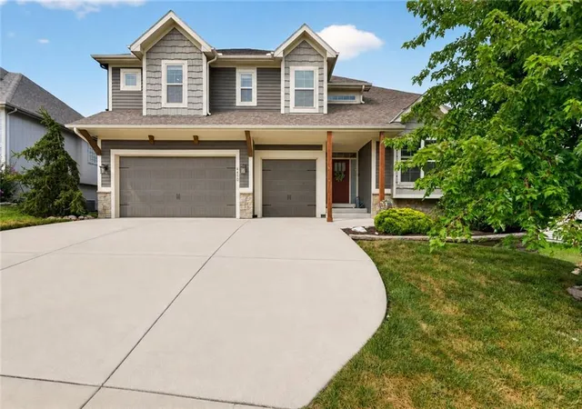 Photo 1 of Sale Pending at 4410 Ne 78th Street, Kansas City, MO 64119 | MLS# 2635065 | Listing updated on 2026-09-04