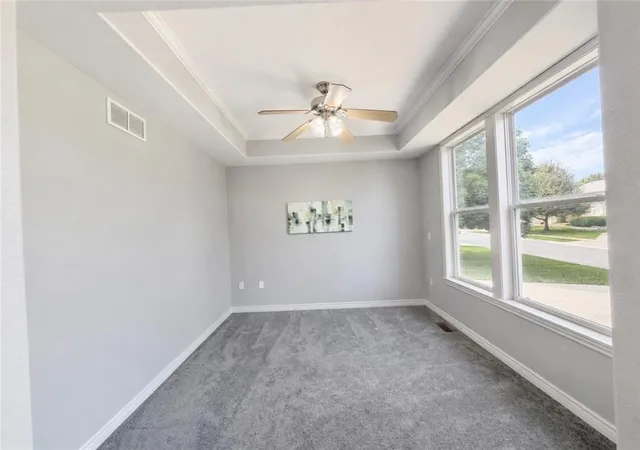 2nd image of 5217 Carson Dr, Lawrence, KS 66049 | MLS# 2635075