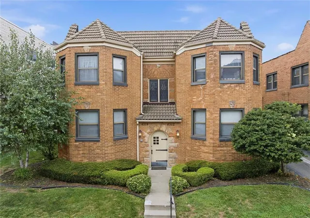 1st image of 4514 Broadway Blvd #2A, Kansas City, MO 64111 | MLS# 2635077