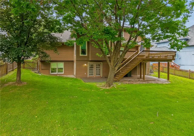 2nd image of 7508 N Palmer Ave, Kansas City, MO 64158 | MLS# 2635087