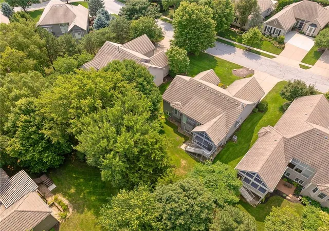 4th image of 11730 W 144Th Ter, Olathe, KS 66062 | MLS# 2635094