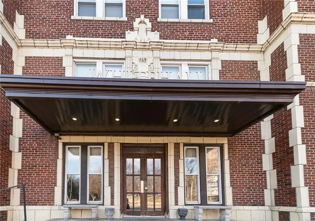 Photo 1 of Condo for sale at 323 Emanuel Cleaver Ii Blvd #8C, Kansas City, MO 64112 | MLS# 2635099 | Listing updated on 2026-08-05