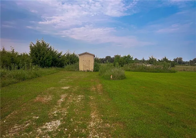 5th image of 138 Bald Eagle Dr, Linn Valley, KS 66040 | MLS# 2635102