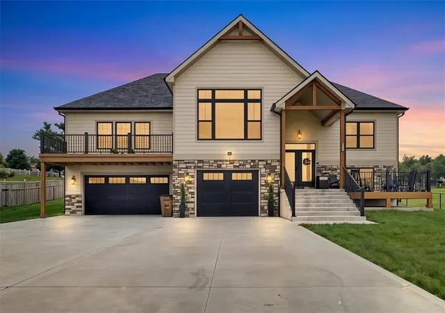 2nd image of 1603 Birdie Cir, Atchison, KS 66002 | MLS# 2635124