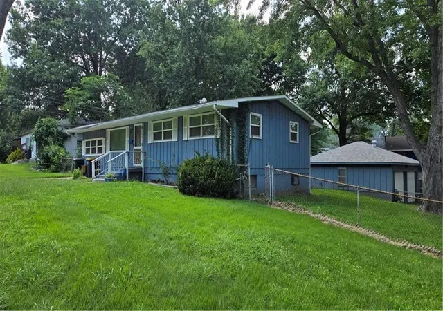 Photo 3 of Sale Pending at 8710 E 92nd Street, Kansas City, MO 64138 | MLS# 2635132 | Listing updated on 2026-08-13