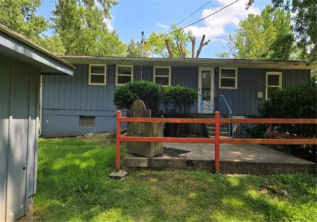 Photo 3 of Sale Pending at 8710 E 92nd Street, Kansas City, MO 64138 | MLS# 2635132 | Listing updated on 2026-08-13
