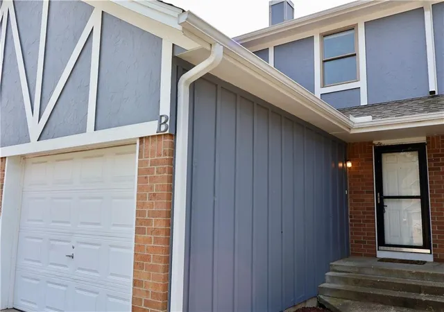 1st image of 700 B Cedar Dr, Warrensburg, MO 64093 | MLS# 2635142