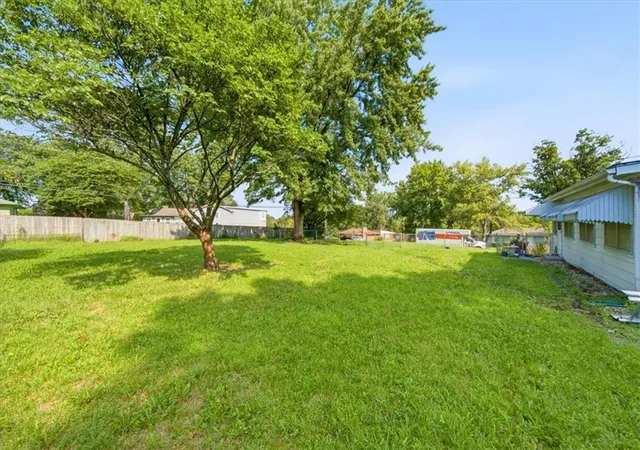 30th image of 13000 E Byars Rd, Grandview, MO 64030 | MLS# 2635145