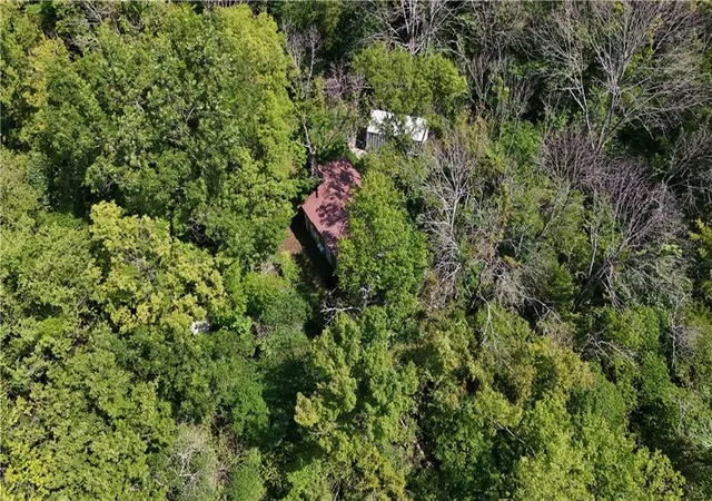 3rd image of 17401 E 1850 Road, La Cygne, KS 66040 | MLS# 2635154