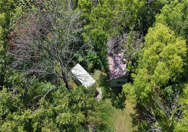 4th image of 17401 E 1850 Road, La Cygne, KS 66040 | MLS# 2635154
