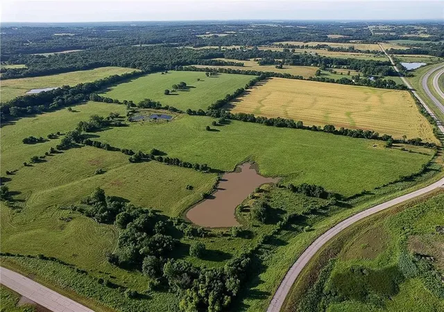 5th image of 00000 Underhill Rd, Pleasanton, KS 66075 | MLS# 2635159