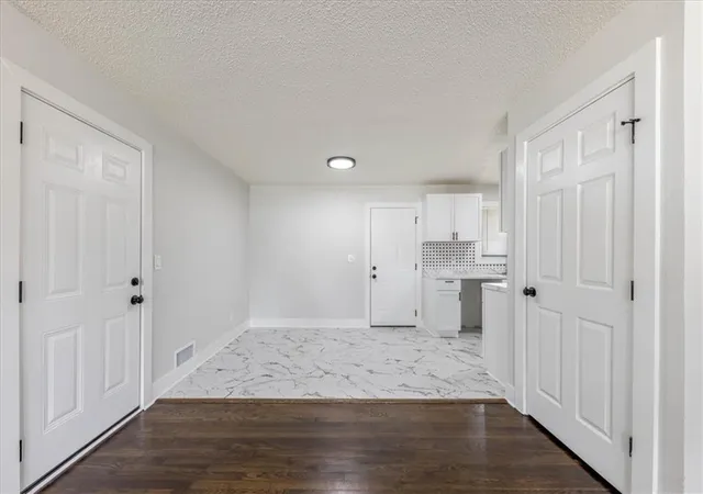 Photo 4 of Sale Pending at 4213 Hardesty Ave, Kansas City, MO 64130 | MLS# 2635161 | Listing updated on 2026-09-03