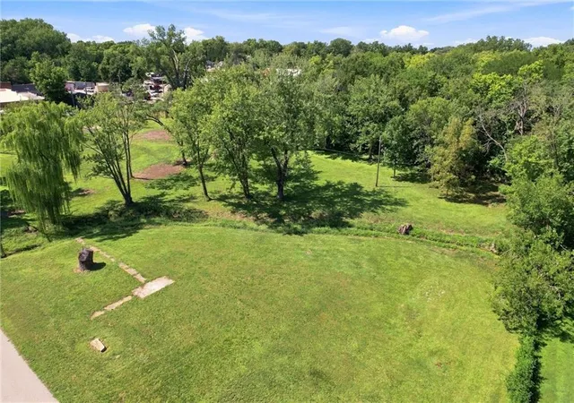 4th image of 108 E & 204 Cynthia St, Mc Louth, KS 66054 | MLS# 2635176