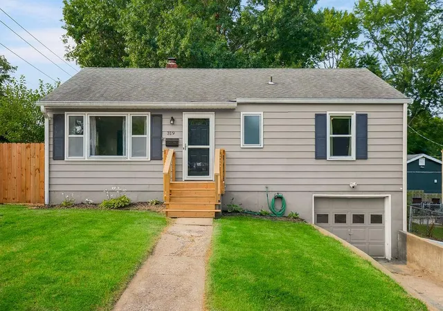 Photo 1 of Single family home for sale at 319 E 82nd Street, Kansas City, MO 64114 | MLS# 2635182 | Listing updated on 2026-10-08
