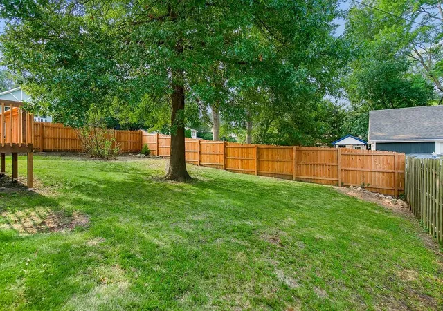 Photo 17 of Single family home for sale at 319 E 82nd Street, Kansas City, MO 64114 | MLS# 2635182 | Listing updated on 2026-10-08