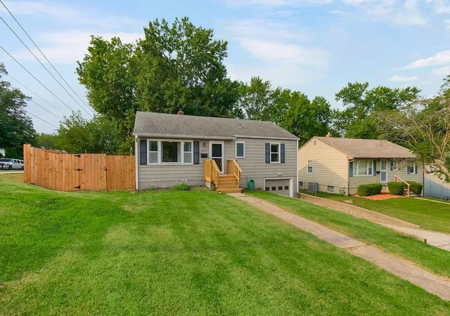 Photo 2 of Single family home for sale at 319 E 82nd Street, Kansas City, MO 64114 | MLS# 2635182 | Listing updated on 2026-10-08