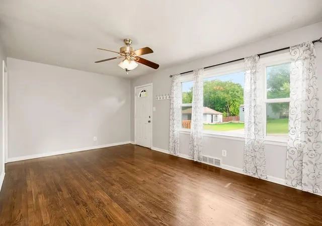 Photo 3 of Single family home for sale at 319 E 82nd Street, Kansas City, MO 64114 | MLS# 2635182 | Listing updated on 2026-10-08