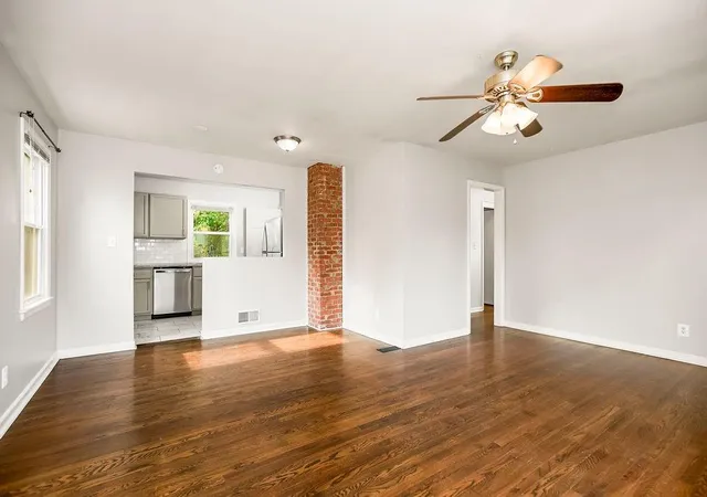 Photo 4 of Single family home for sale at 319 E 82nd Street, Kansas City, MO 64114 | MLS# 2635182 | Listing updated on 2026-10-08