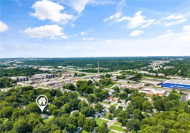 45th image of 6127 Terrydale St, Mission, KS 66202 | MLS# 2635183