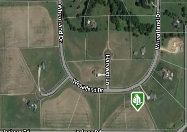1st image of 9 Wheatland Dr, Ottawa, KS 66067 | MLS# 2635192