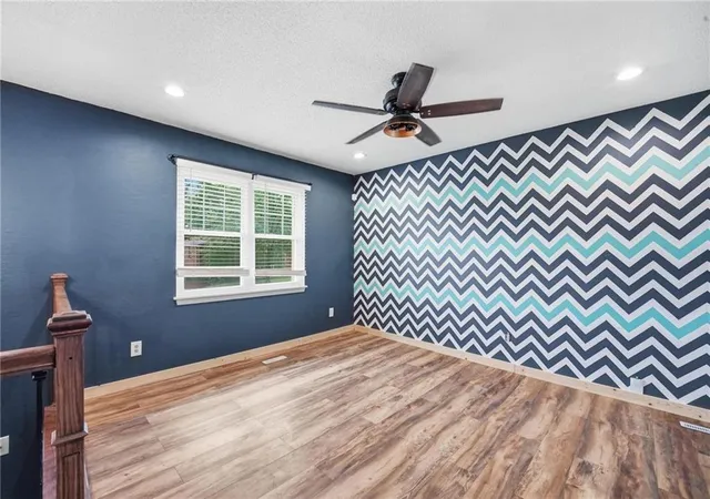 Photo 3 of Sale Pending at 16916 Hart Ave, Independence, MO 64055 | MLS# 2635219 | Listing updated on 2026-08-26