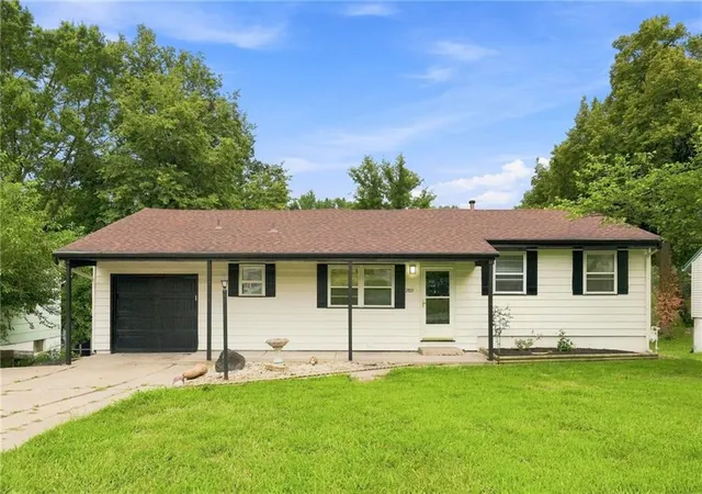 Photo 1 of Sale Pending at 7801 53rd Terrace, Kansas City, MO 64119 | MLS# 2635224 | Listing updated on 2026-08-24