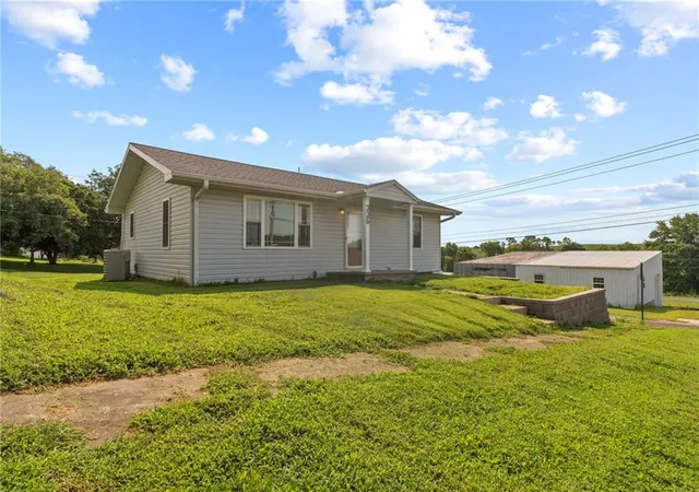 Photo 2 of Single family home for sale at 336 S Liberty St, Troy, KS 66087 | MLS# 2635226 | Listing updated on 2026-09-02