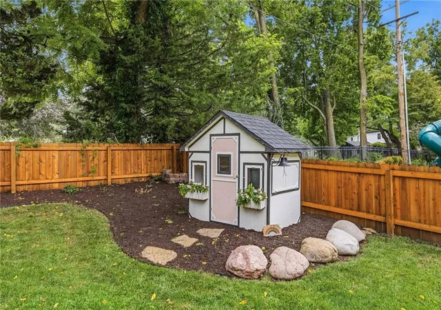 55th image of 12625 Overbrook Rd, Leawood, KS 66209 | MLS# 2635250