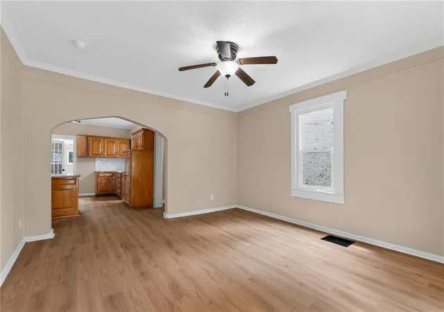 5th image of 604 Laramie St, Atchison, KS 66002 | MLS# 2635266