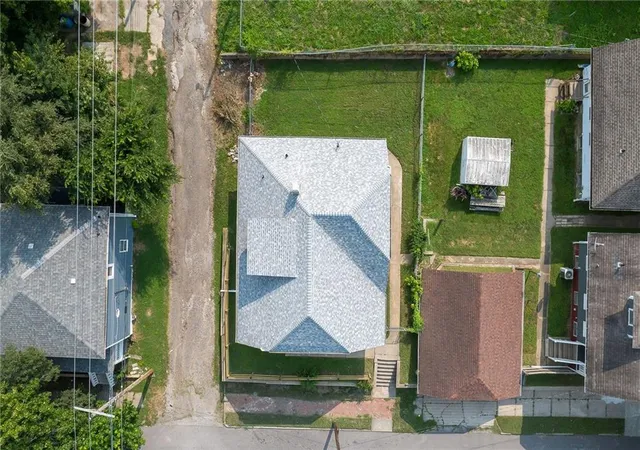27th image of 1111 N 18th St, Saint Joseph, MO 64501 | MLS# 2635299
