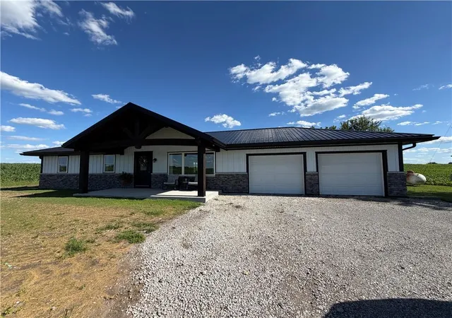 2nd image of 6890 Se Rogers Rd, Cameron, MO 64429 | MLS# 2635302