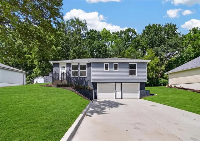 1st image of 9310 Nw 68Th St, Kansas City, MO 64152 | MLS# 2635303