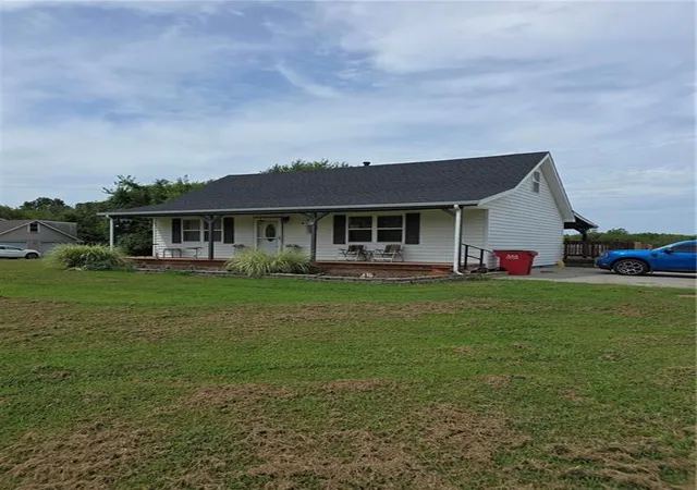1st image of 410 N Carrico Rd, Lone Jack, MO 64070 | MLS# 2635305