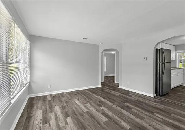 3rd image of 4123 N Cleveland Ave, Kansas City, MO 64117 | MLS# 2635306