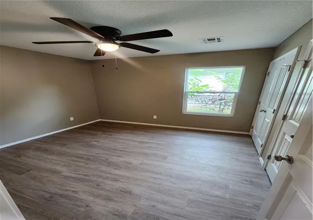 5th image of 217 W Forest St, Pittsburg, KS 66762 | MLS# 2635309