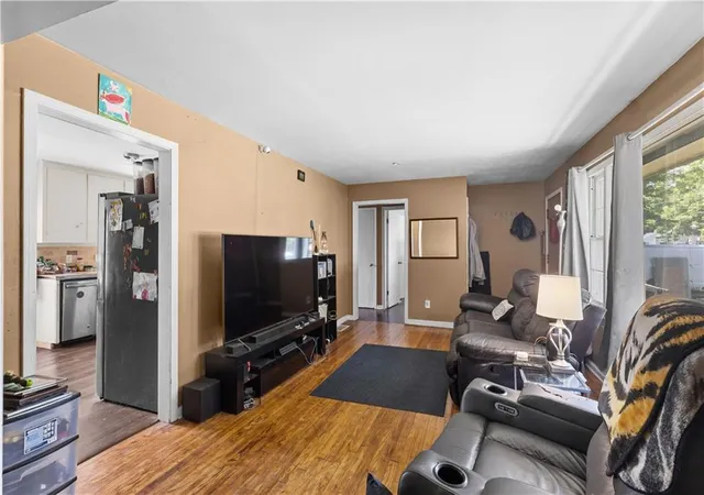 Photo 3 of Single family home for sale at 9125 Cherry St, Kansas City, MO 64131 | MLS# 2635310 | Listing updated on 2026-10-30
