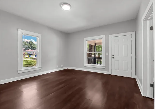 5th image of 510 N Grover St, Liberty, MO 64068 | MLS# 2635316