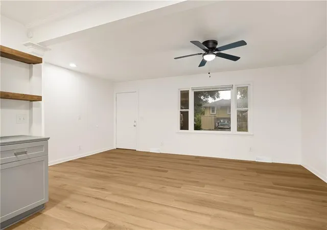 Photo 3 of Sale Pending at 413 NW 88th Terrace, Kansas City, MO 64155 | MLS# 2635319 | Listing updated on 2026-08-25