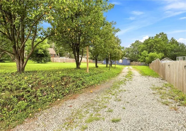 Photo 1 of Single family home for sale at 5146 Georgia Ave, Kansas City, KS 66104 | MLS# 2635321 | Listing updated on 2026-10-01